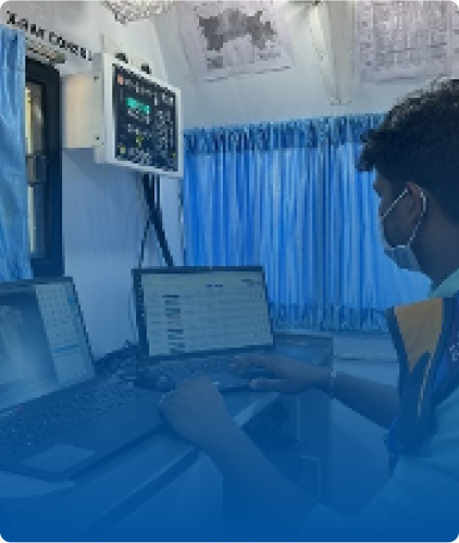Genki used the mobile diagnostic vans at TB Screening sites in Tamilnadu